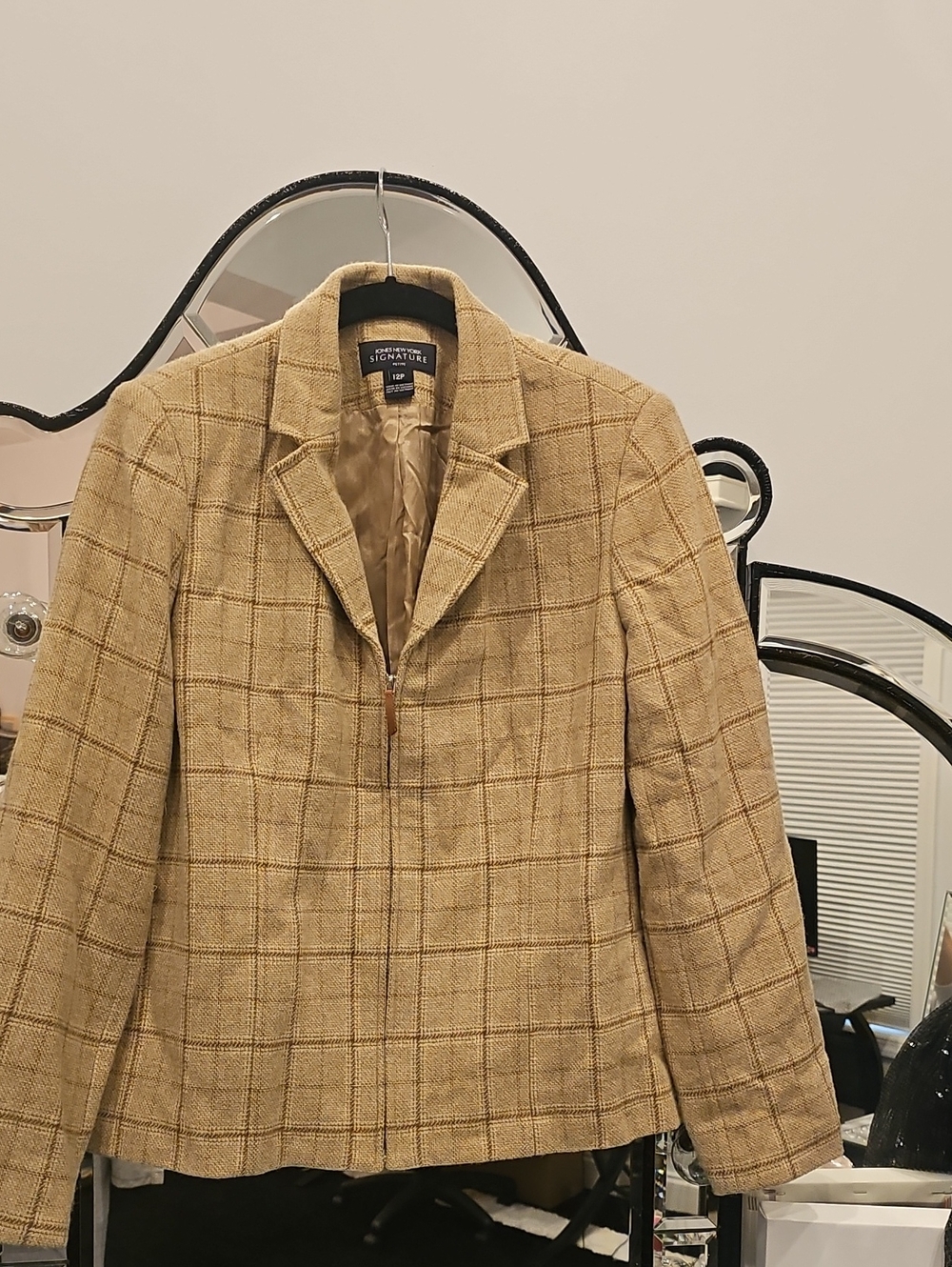 Jones New York Tan Plaid Zip-Front Blazer